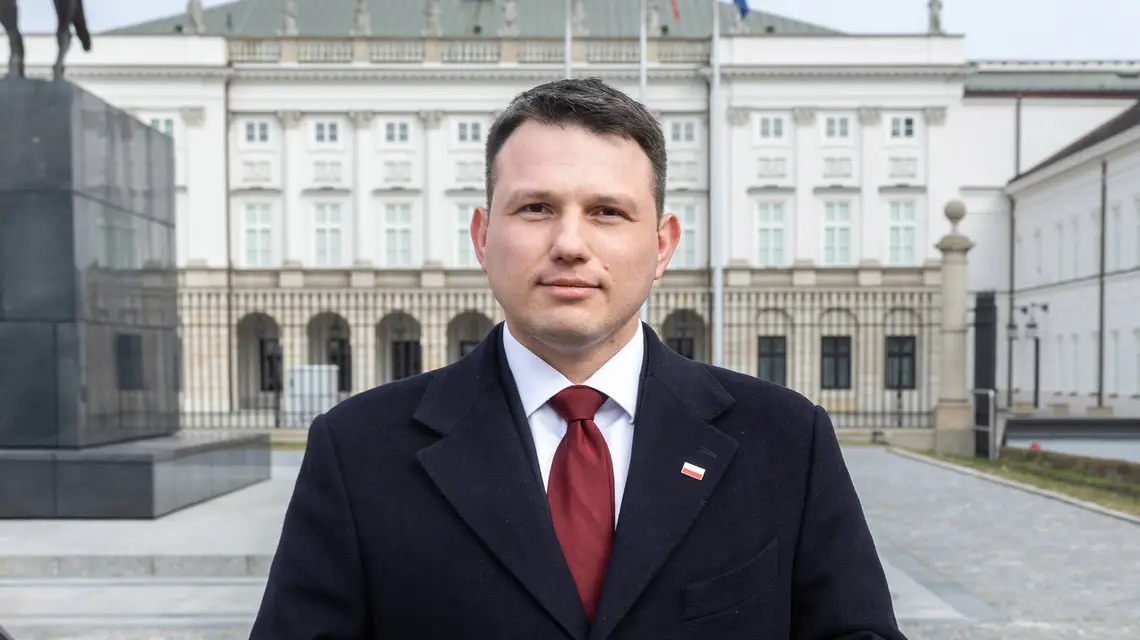 Starlink dla Ukrainy: Mentzen mówi „Niech sobie zapłaci” i wywołuje burzę!